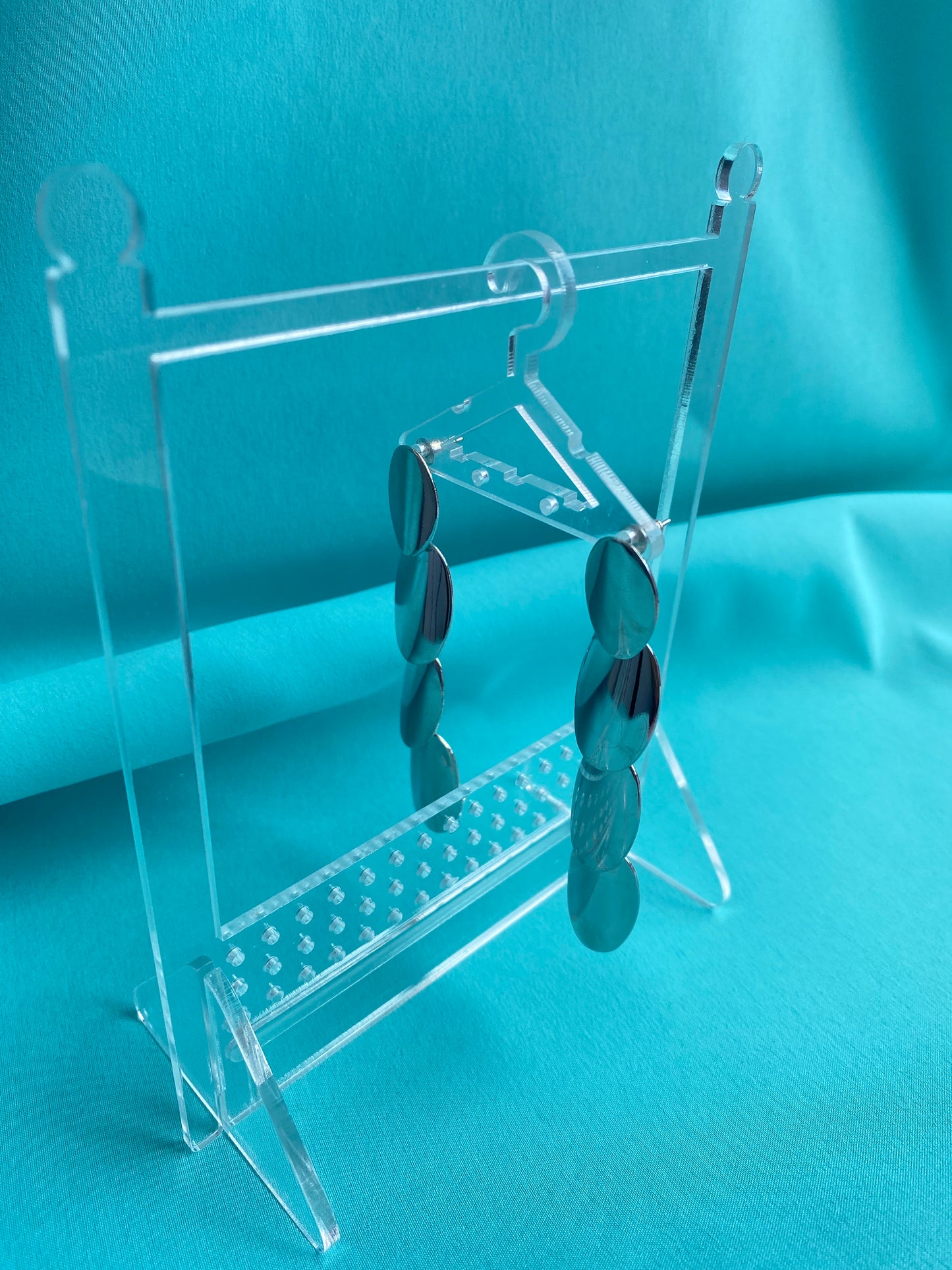 Aretes Ovalo Plateado Vida