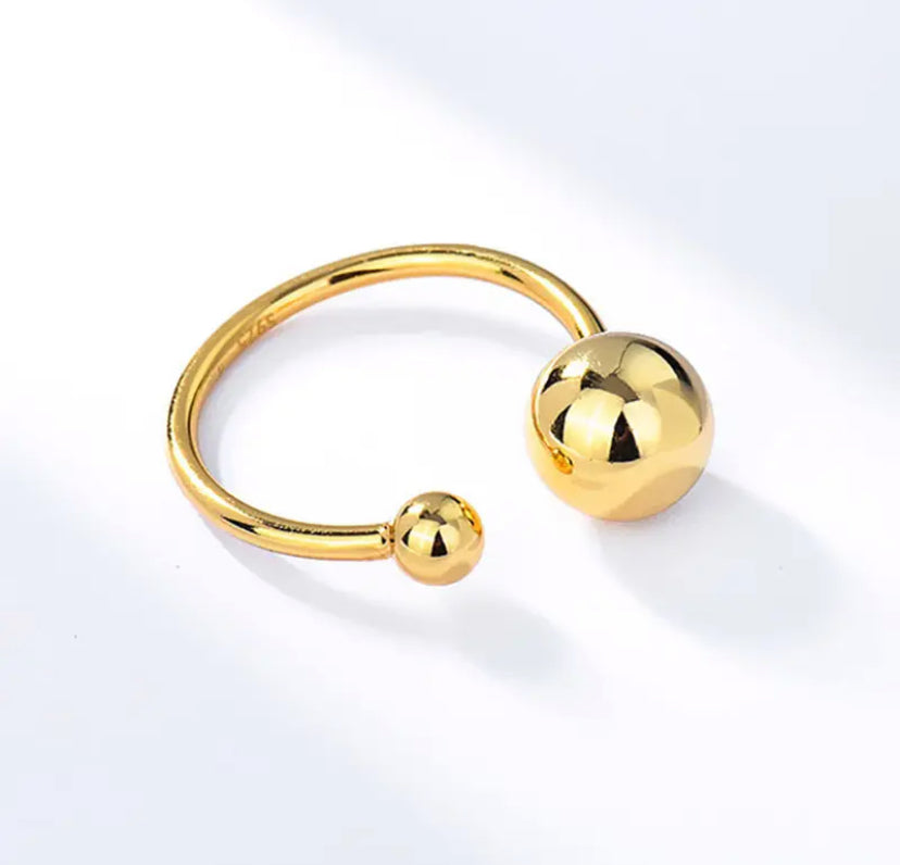 Anillo Balín Dorado Loving Me