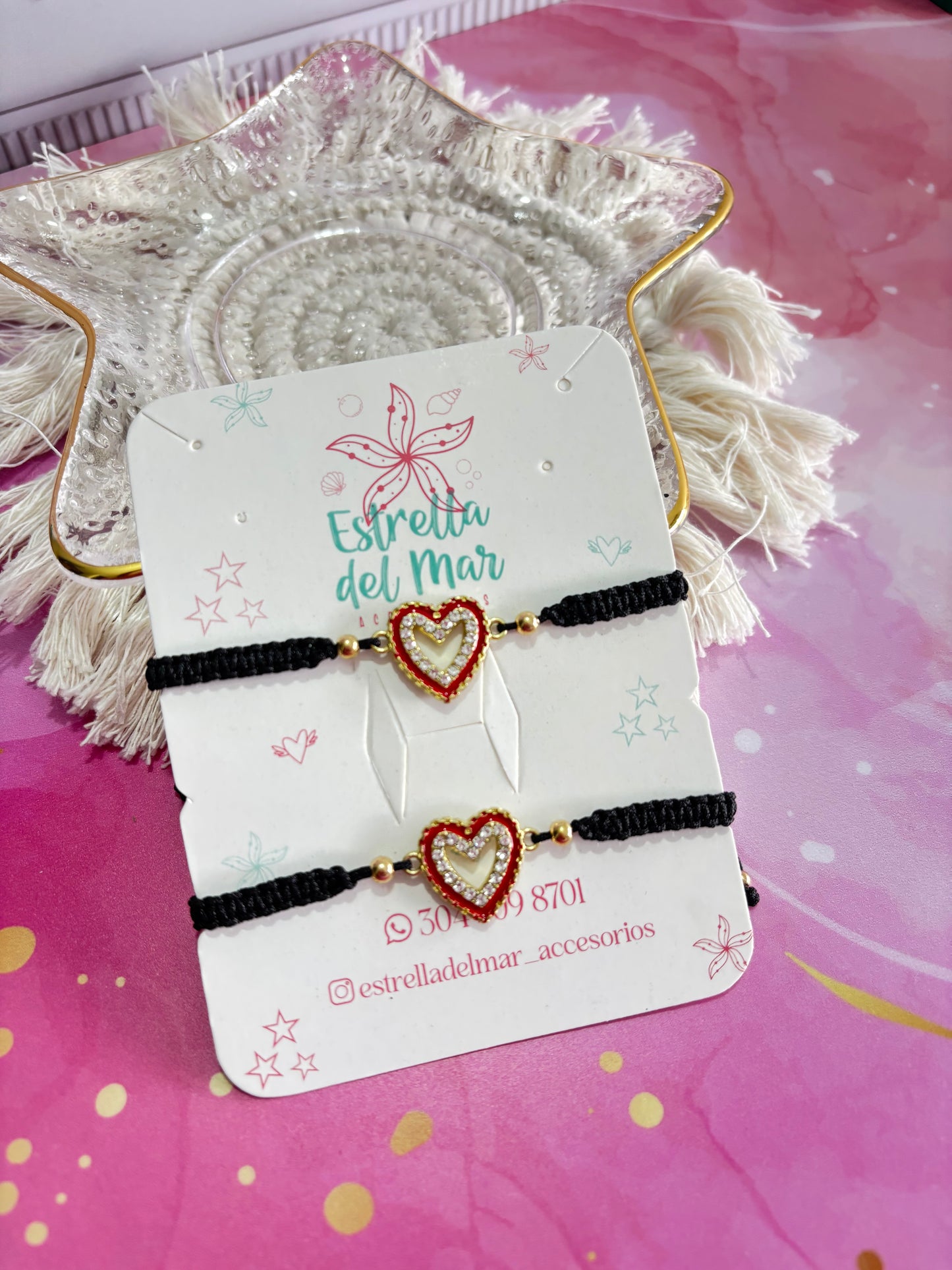 Pulsera Hilo Corazón Negra
