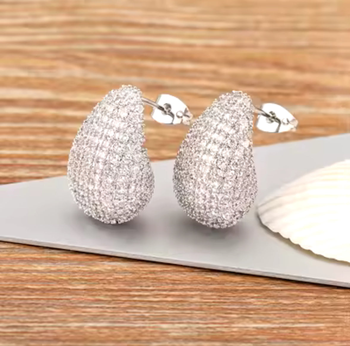Aretes Gota Plateado Circones Tutti