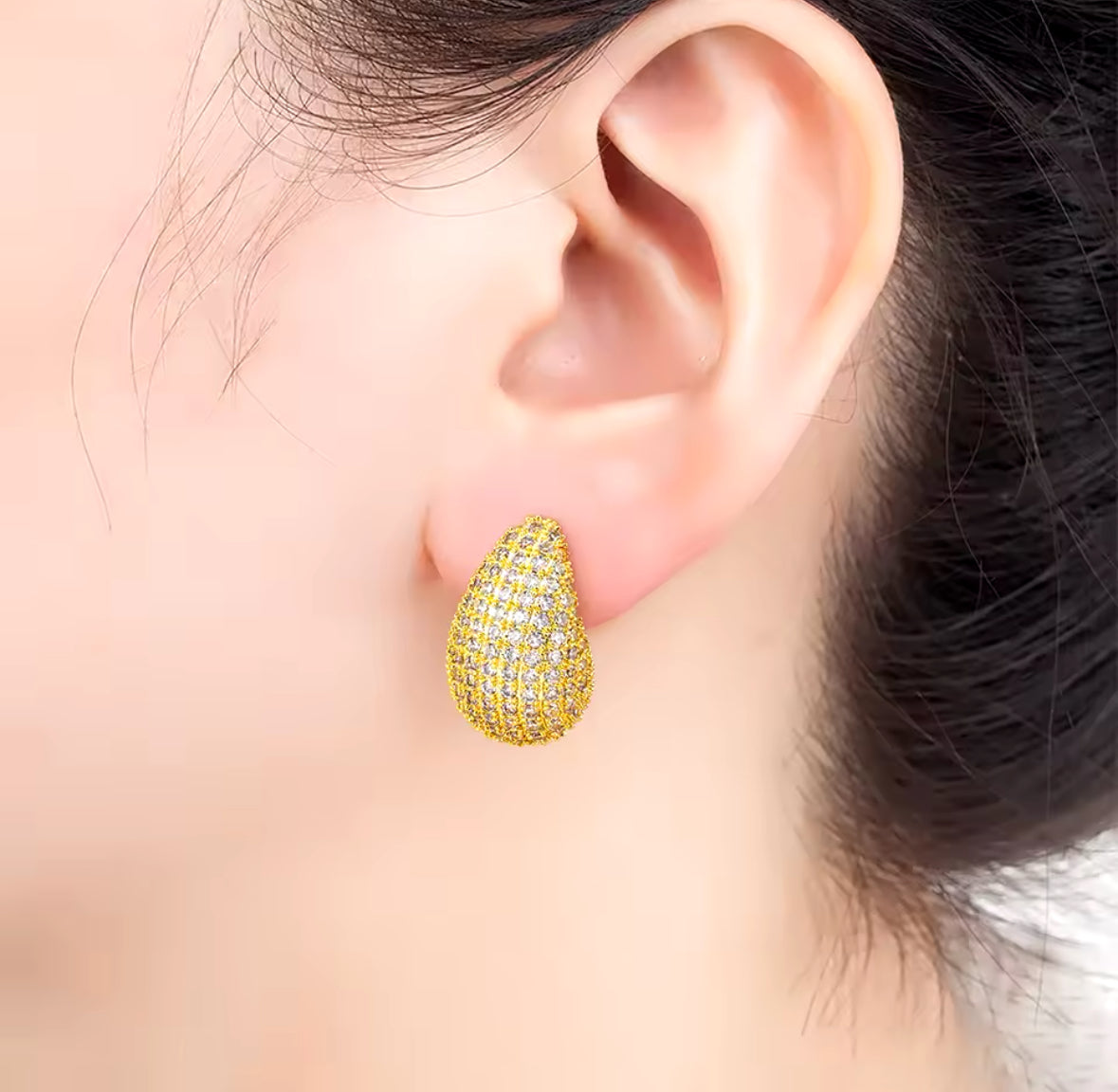Aretes Gota Dorado Circones Tutti