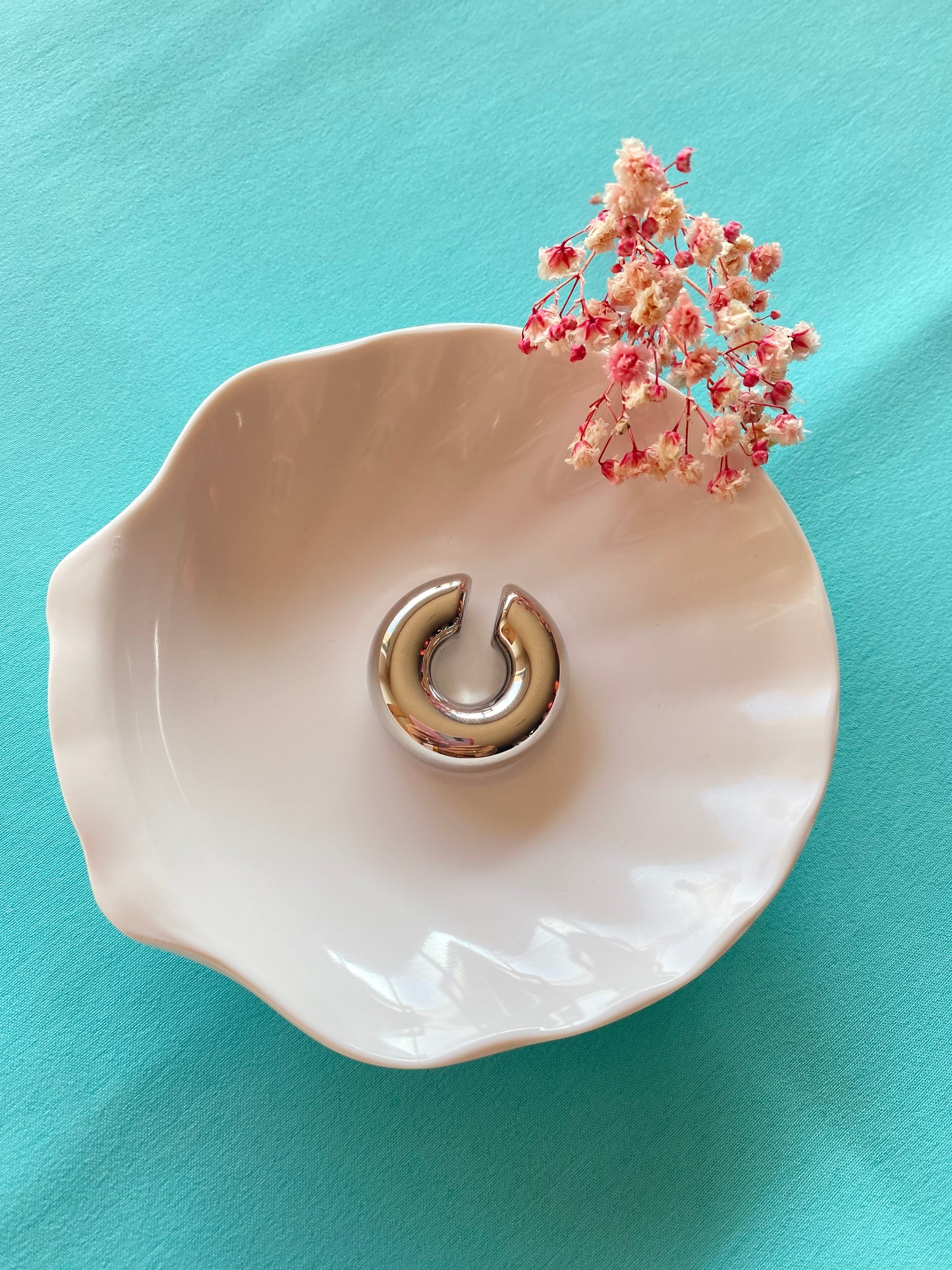 Earcuff Chunky Liso Plateado Amor