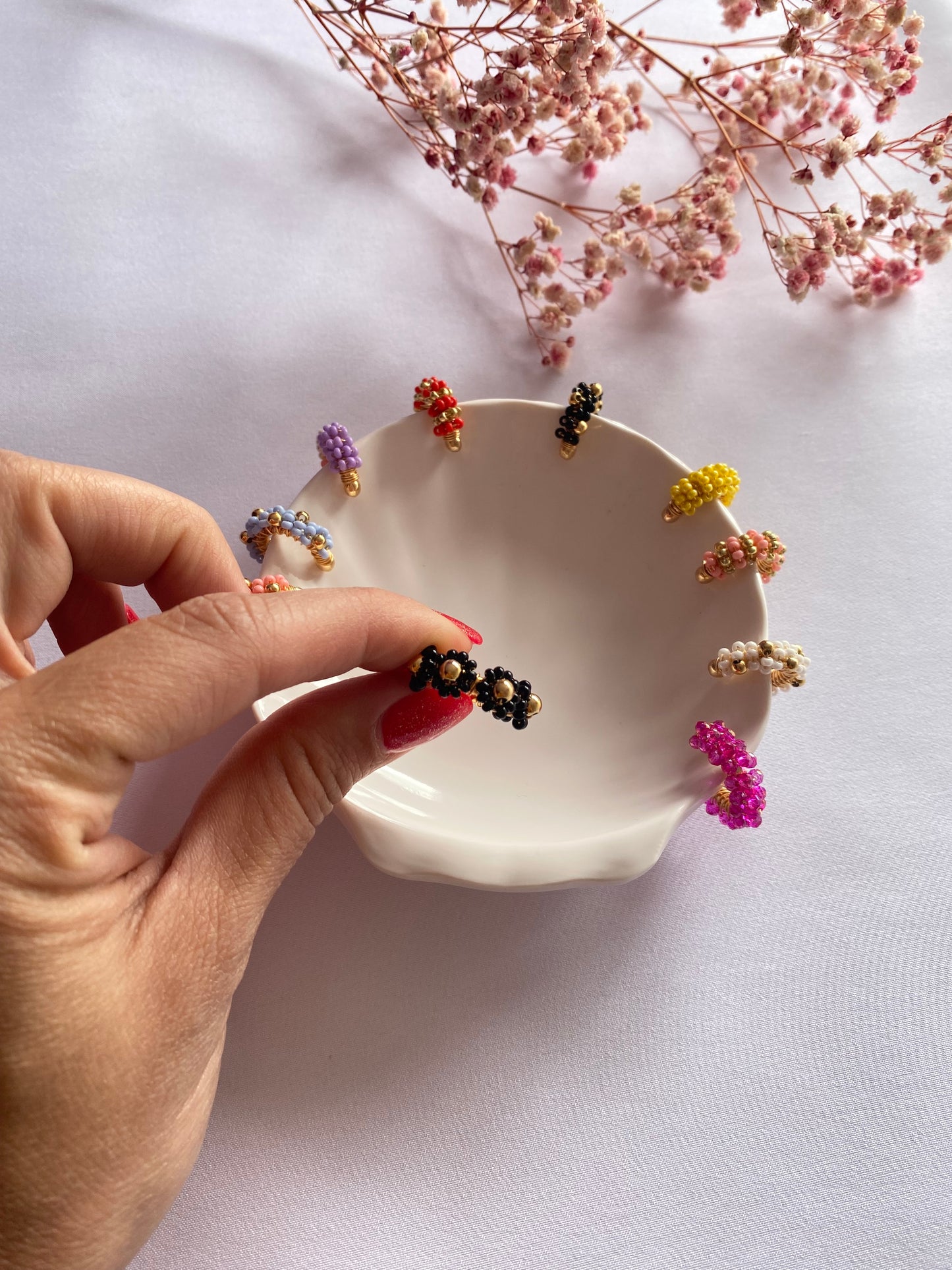 Earcuff Negro Flor Vida