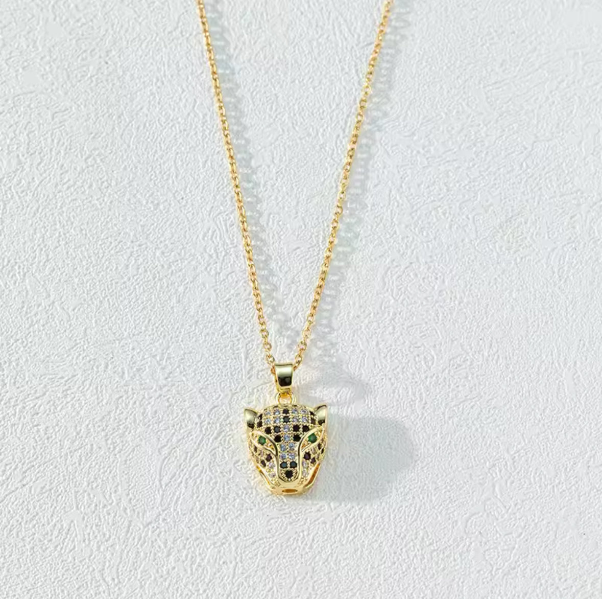 Collar Leopardo Negro Circones