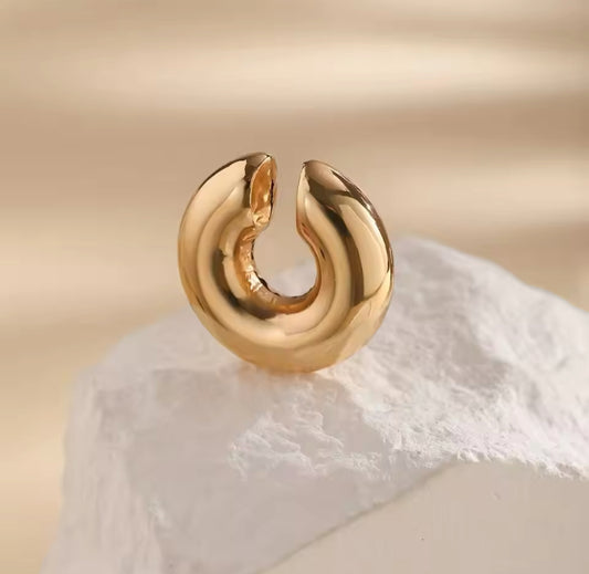 Earcuff Chunky Liso Dorado Amor