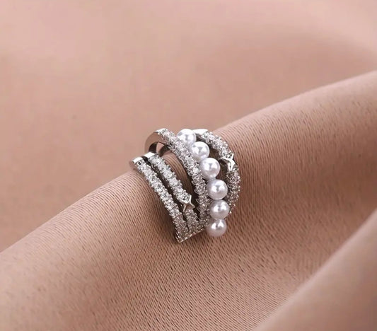 Earcuff Plateado Perlas Circones