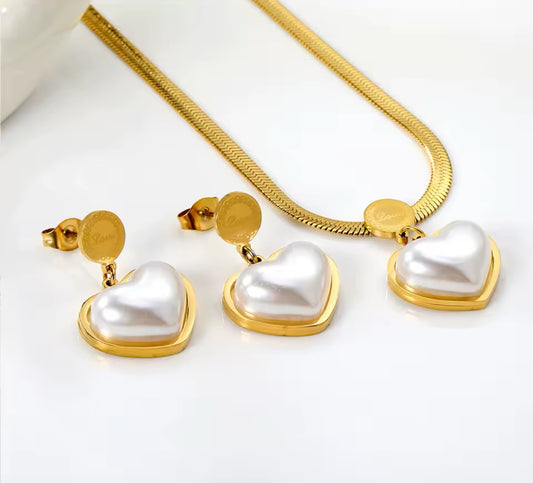 Combo collar con aretes Corazón Blanco